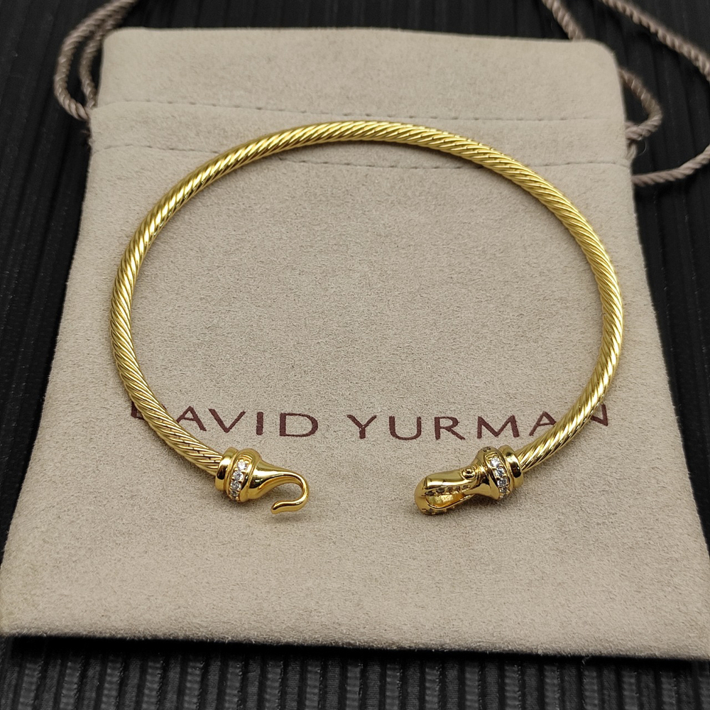 David Yurman Gold 3mm Diamond-Studded Hook Bracelet